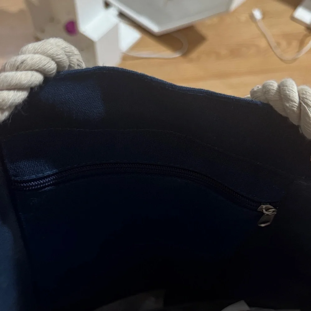 Stylish Canvas Tote Bag with Rope Handles - Picture 2 of 2